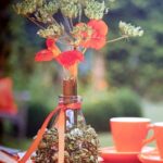 Vase mit Blüte - erstellt im NATURFLORISTIK INTENSIV WORKSHOP in der Toskana - Maremma